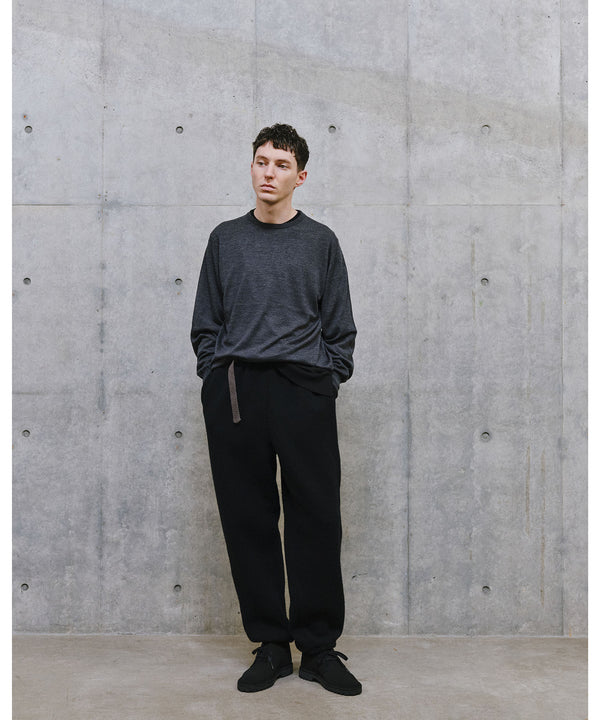 MAYKAM(メイカム)の26-27AWコレクションのLOOK012