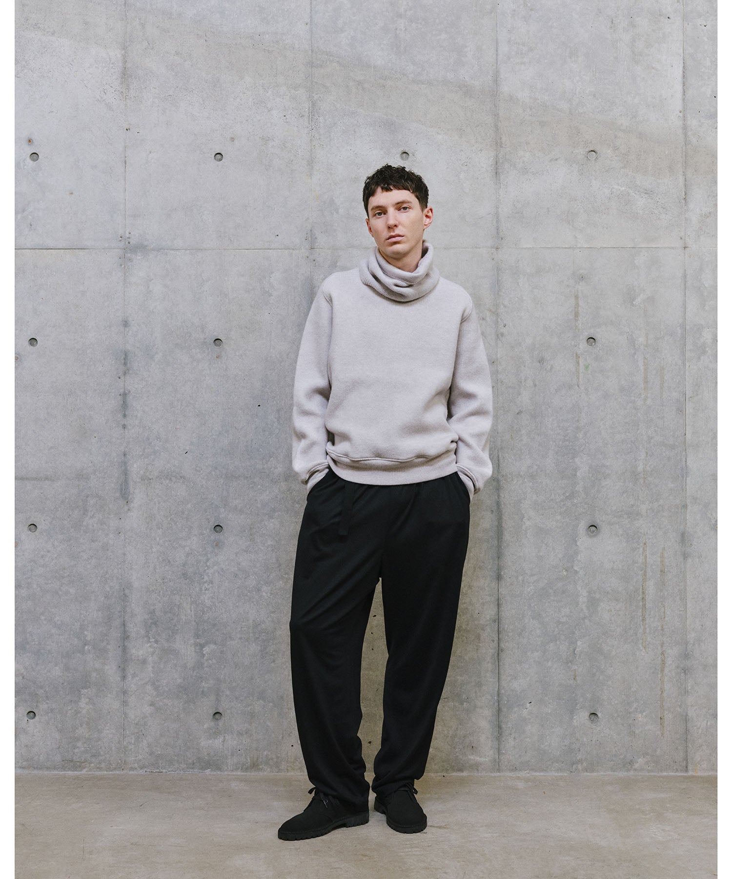 MAYKAM(メイカム)の26-27AWコレクションのLOOK020