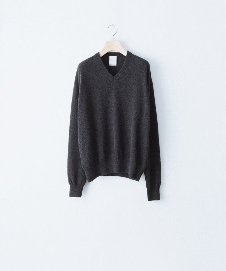 SUBLATIONS サブレーションズのCASHMERE V-NECK KNITのCHARCOAL 公式通販サイトsession福岡セレクトショップ