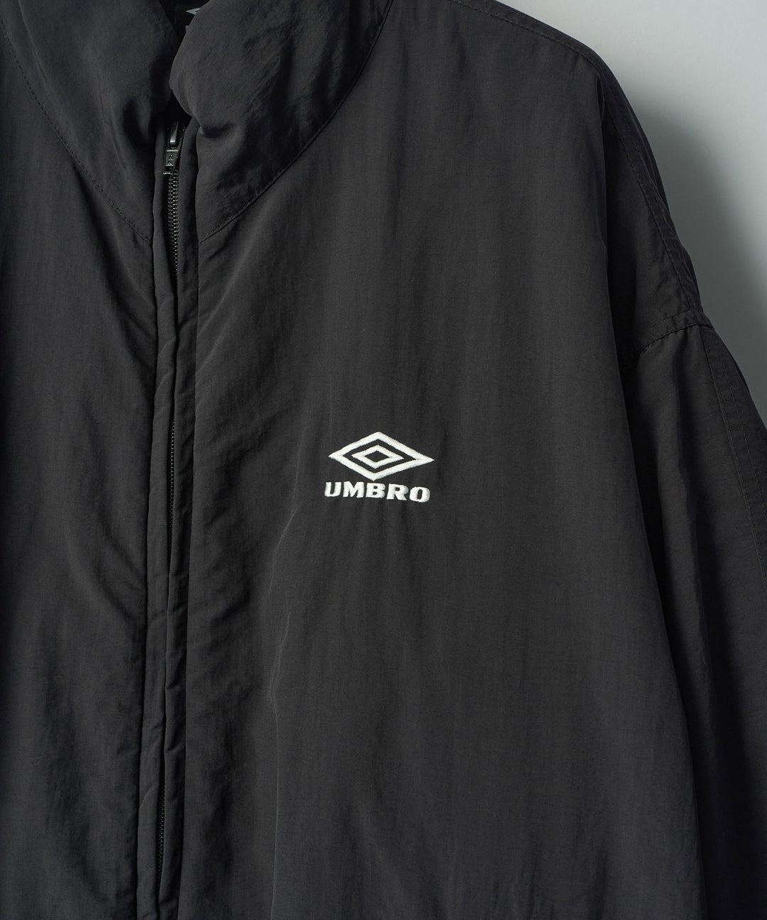 ssstein×UMBRO(シュタイン×アンブロ)のCO/NY POPLIN PADDED JACKET - BLACKの公式通販サイトsession福岡セレクトショップ