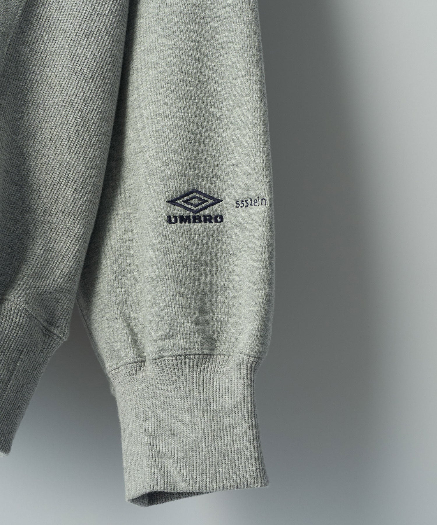 【ssstein × UMBRO】HIGH GAUGE COTTON SWEAT LS - GREY