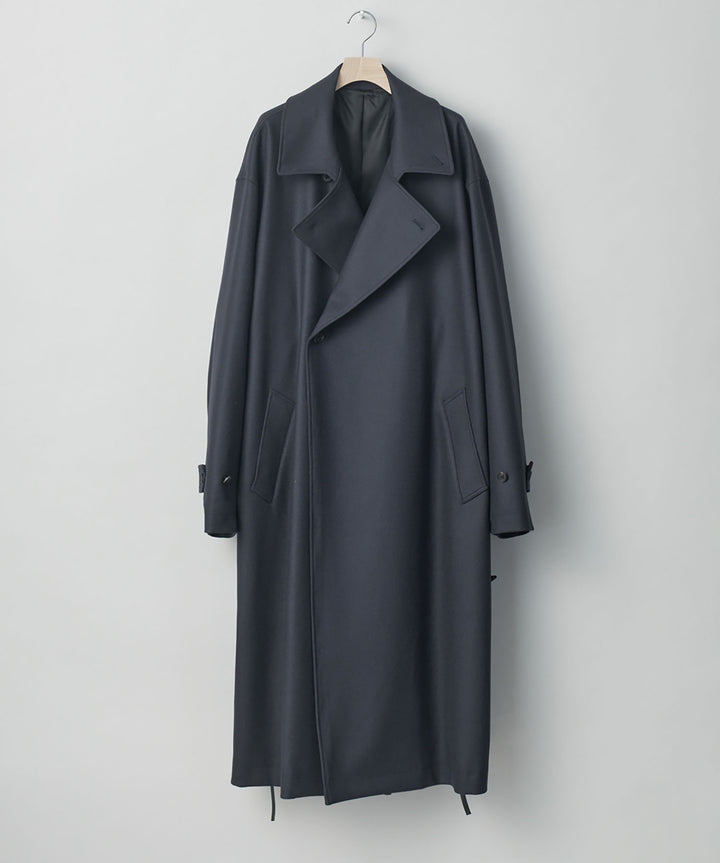 stein(シュタイン)の23AWコレクションOVERESIZED DOUBLE BREASTED COATのDARK CHARCOAL
