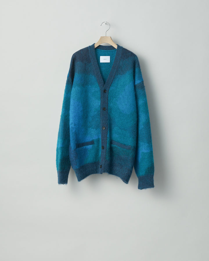 stein(シュタイン)の23AWコレクションGRADATION MOHAIR CARDIGANのBLUE GREEN