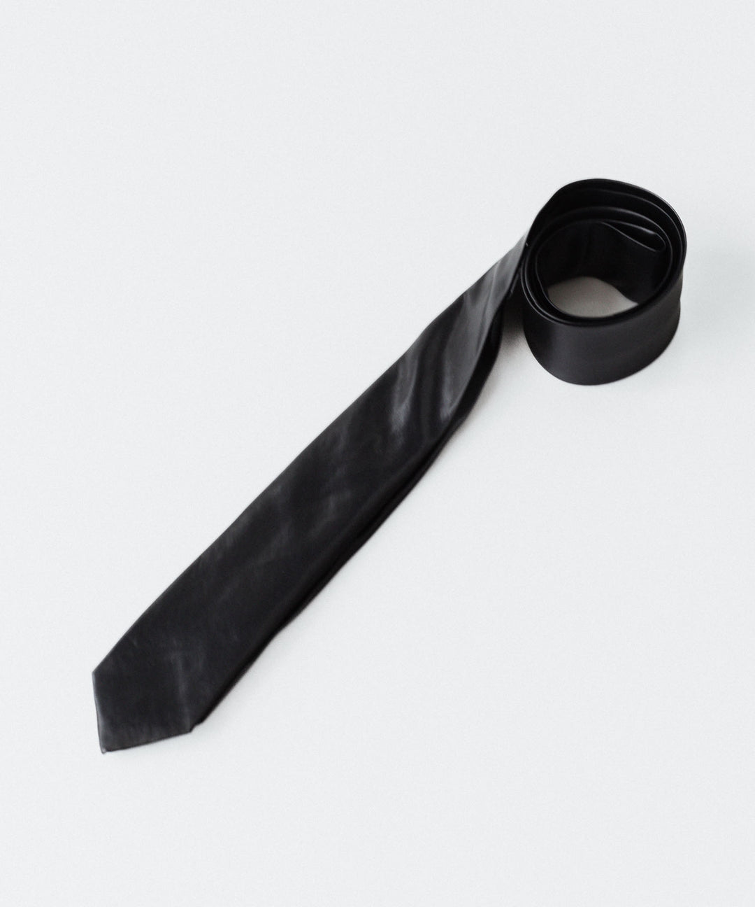 【 VEIN 】PE VINTAGE SATIN NARROW TIE - BLACK