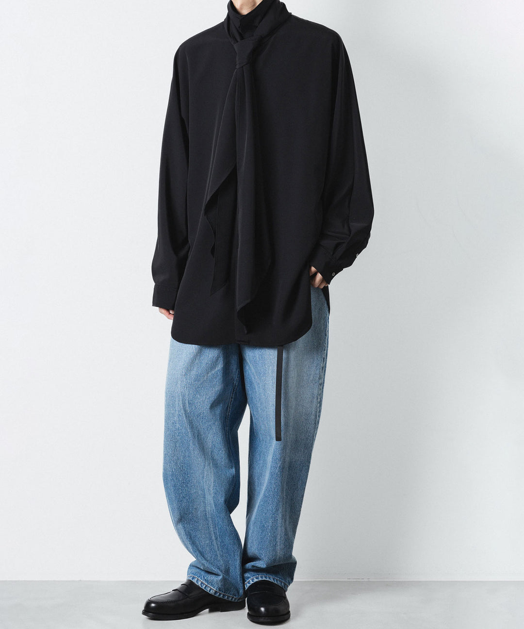 ato(アトウ)のCREPE DE CHINE SCARF SHIRT - BLACKの公式通販サイトsession福岡セレクトショップ