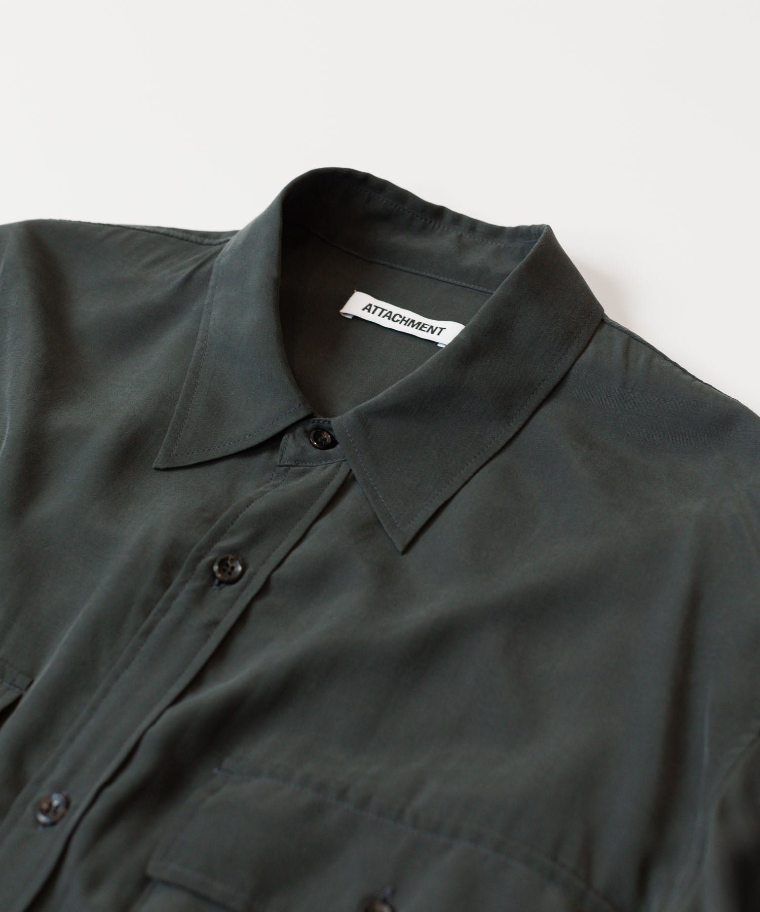 ATTACHMENT アタッチメントのCU/RY FIBRIL TAFFETA PATCH POCKET L/S SHIRT - D.GRAYの公式通販サイトsession福岡セレクトショップ
