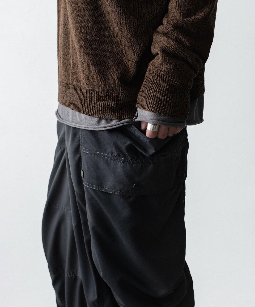 CODA コーダ BROWN SHRUNKEN V-NECK PULLOVERのBROWN 公式通販サイトsession福岡セレクトショップ