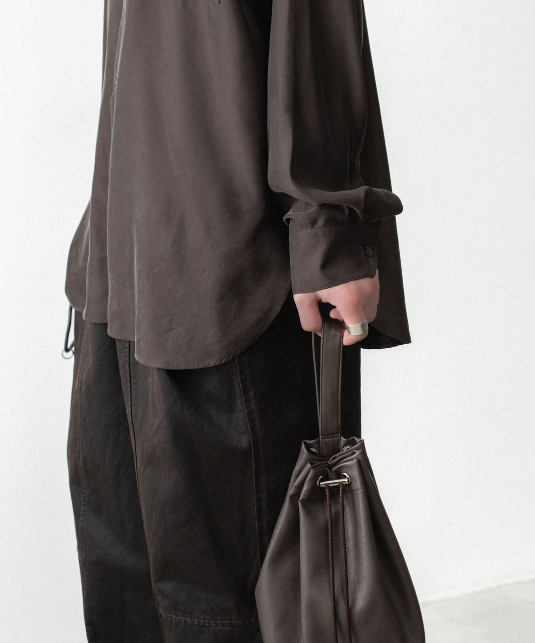 ssstein(シュタイン)のCUPRO TWILL OVERSIZED LS SHIRT - DARK BROWNの公式通販サイトsession福岡セレクトショップ