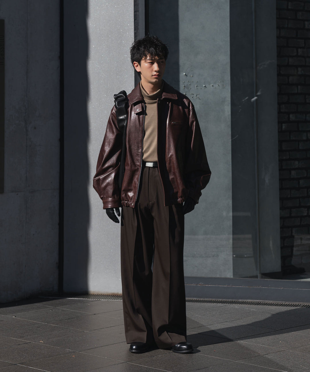 ssstein(シュタイン)のTWIST SHOULDER BAG - BLACKの公式通販サイトsession福岡セレクトショップ