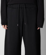 画像をギャラリービューアに読み込む, ATTACHMENT アタッチメントのPE STRETCH RIB WIDE LOUNGE TROUSERS - BLACK 公式通販サイトsession福岡セレクトショップ
