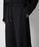 画像をギャラリービューアに読み込む, ATTACHMENT アタッチメントのPE STRETCH RIB WIDE LOUNGE TROUSERS - BLACK 公式通販サイトsession福岡セレクトショップ
