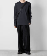 画像をギャラリービューアに読み込む, 【 ATTACHMENT 】WASHABLE WO/PE STRETCH SAXONY BELTED WIDE TROUSERS - D.GRAY
