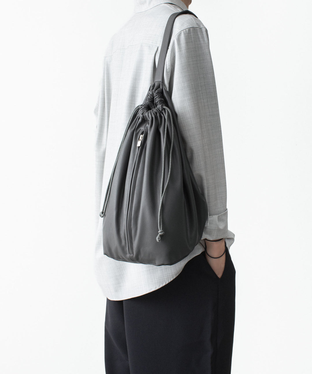 ATTACHMENT アタッチメントのSYNTHETIC LEATHER BUCKET BAG - GRAYの公式通販サイトsession福岡セレクトショップ