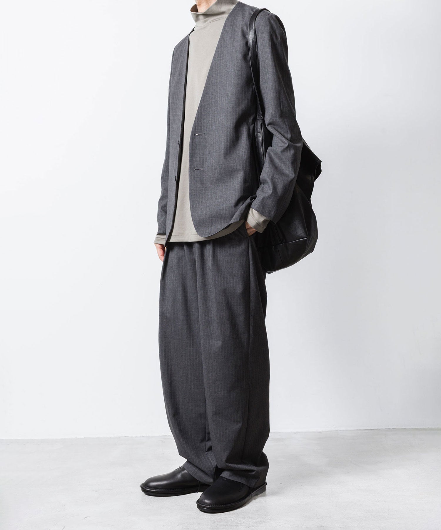 ATTACHMENT アタッチメントのCOTTON DOUBLE FACE SLIM FIT HIGHNECK L/S TEE - L.KH GRAYの公式通販サイトsession福岡セレクトショップ