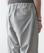 画像をギャラリービューアに読み込む, ATTACHMENT アタッチメントのWO/TA STRETCH TRO 1TUCK WIDE TROUSERS - X.GRAYの公式通販サイトsession福岡セレクトショップ
