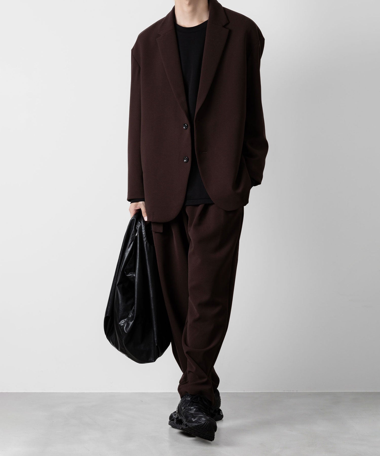 ATTACHMENT アタッチメントのPE STRETCH DOUBLE CLOTH BELTED TAPERED FIT TROUSERS - BROWN 公式通販サイトsession福岡セレクトショップ