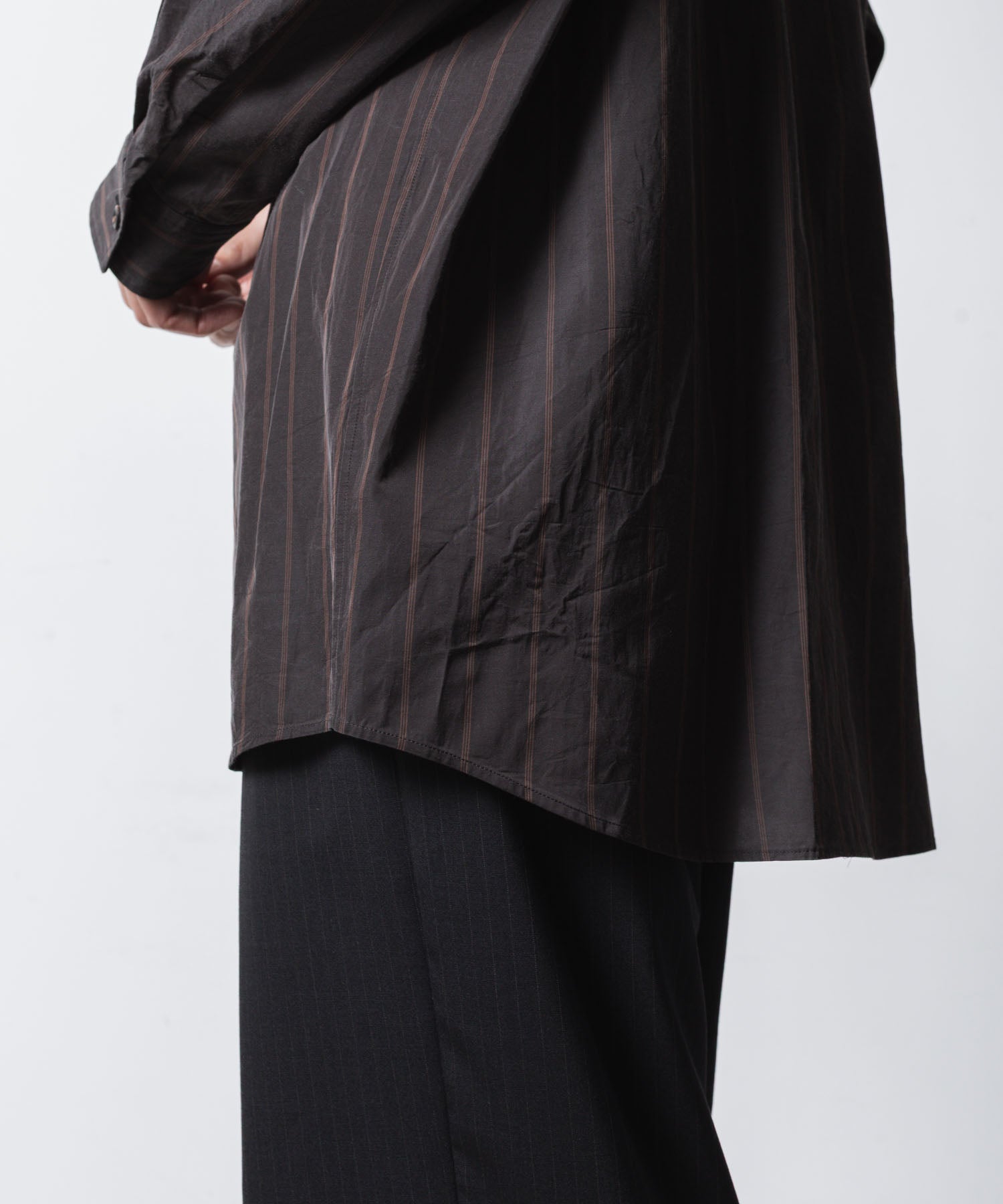 ATTACHMENT アタッチメントのCU/CO STRIPE TWILL L/S SHIRT - S.GRAYの公式通販サイトsession福岡セレクトショップ