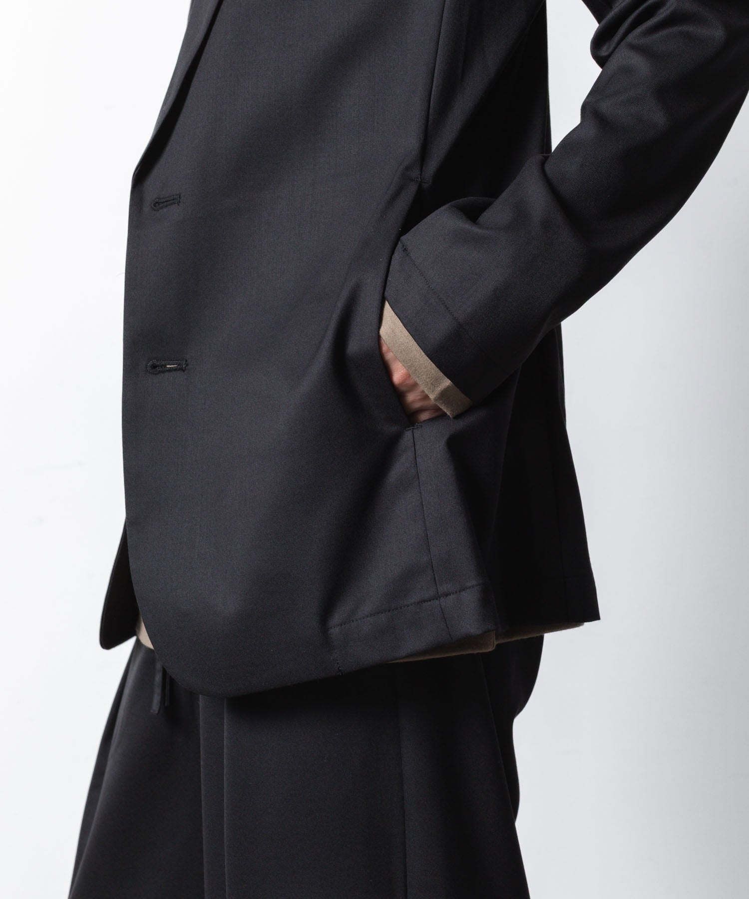 ATTACHMENT アタッチメントのT/W/SI STRETCH GABARDINE 2B JKT - BLACKの公式通販サイトsession福岡セレクトショップ