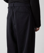 画像をギャラリービューアに読み込む, ATTACHMENT アタッチメントのPE STRETCH DOUBLE CLOTH BELTED TAPERED FIT TROUSERS - NAVY 公式通販サイトsession福岡セレクトショップ
