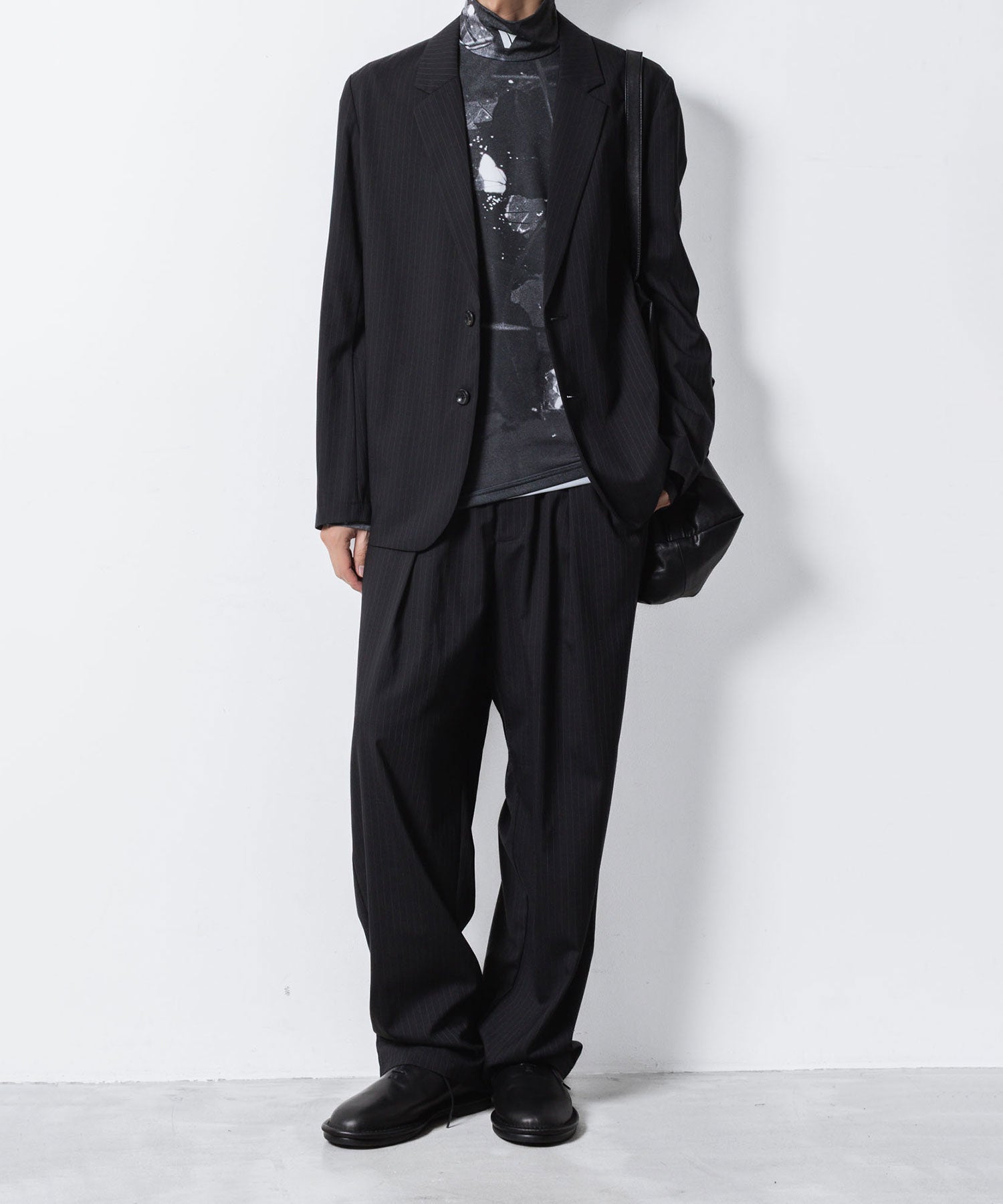 VEIN ヴェインのPRINTED COOLMAX STRETCH JERSEY VPW HIGH NECK L/S TEE - BLACKの公式通販サイトsession福岡セレクトショップ