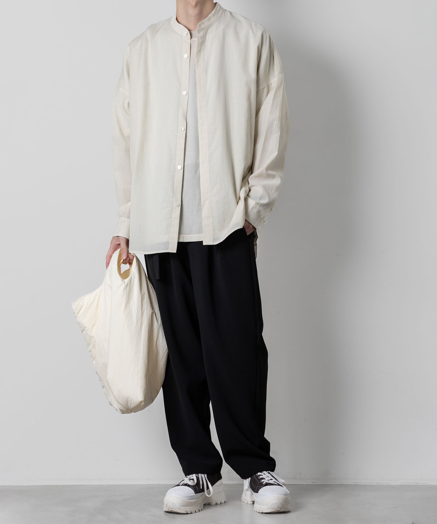【ATTACHMENT】ATTACHMENT アタッチメントのRY/CO JACQUARD OVERSIZED BAND COLLAR L/S - OFF WITE 公式通販サイトsession福岡セレクトショップ