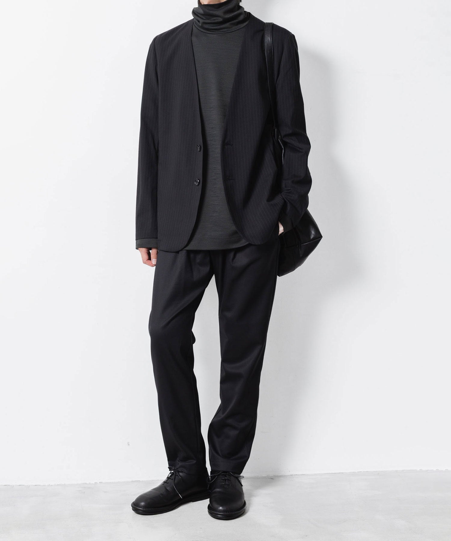 ATTACHMENT アタッチメントのT/W/SI STRETCH GABARDINE REGULAR FIT EASY TROUSERS - BLACKの公式通販サイトsession福岡セレクトショップ