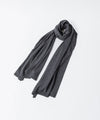【 ATTACHMENT × JOHN SMEDLEY 】× JOHN SMEDLEY MERINO EXTRAFINE WIDE STOLE - D.GRAY