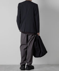 【ATTACHMENT】ATTACHMENT アタッチメントのCO STRETCH TYPEWRITER TAPERED FIT TROUSERS - D.GRAY 公式通販サイトsession福岡セレクトショップ