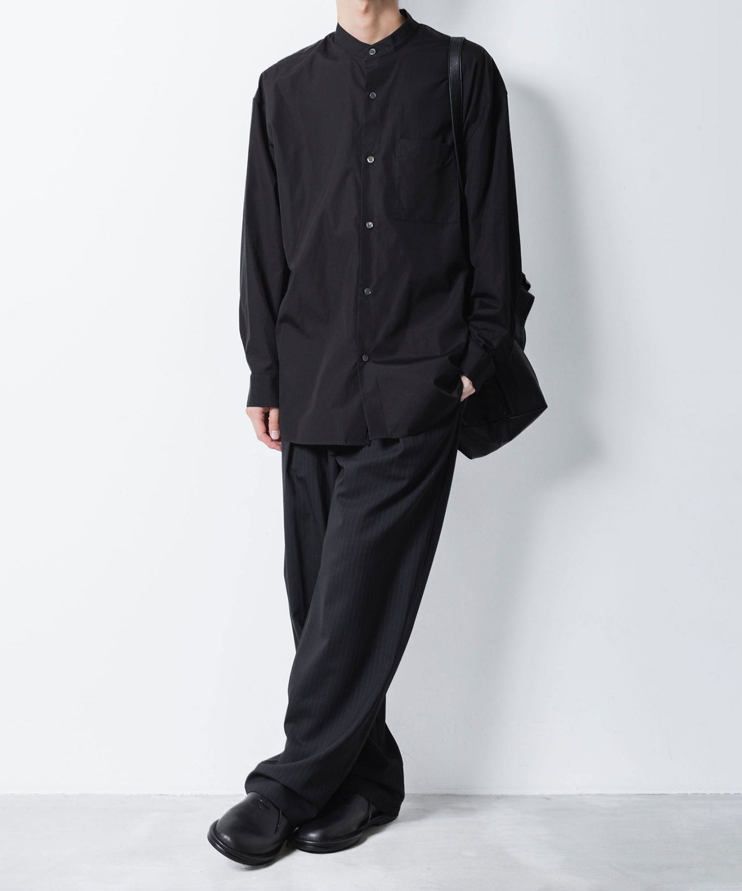 ATTACHMENT アタッチメントの140/2 GIZA BROAD BANDCOLLAR L/S SHIRT - BLACKの公式通販サイトsession福岡セレクトショップ