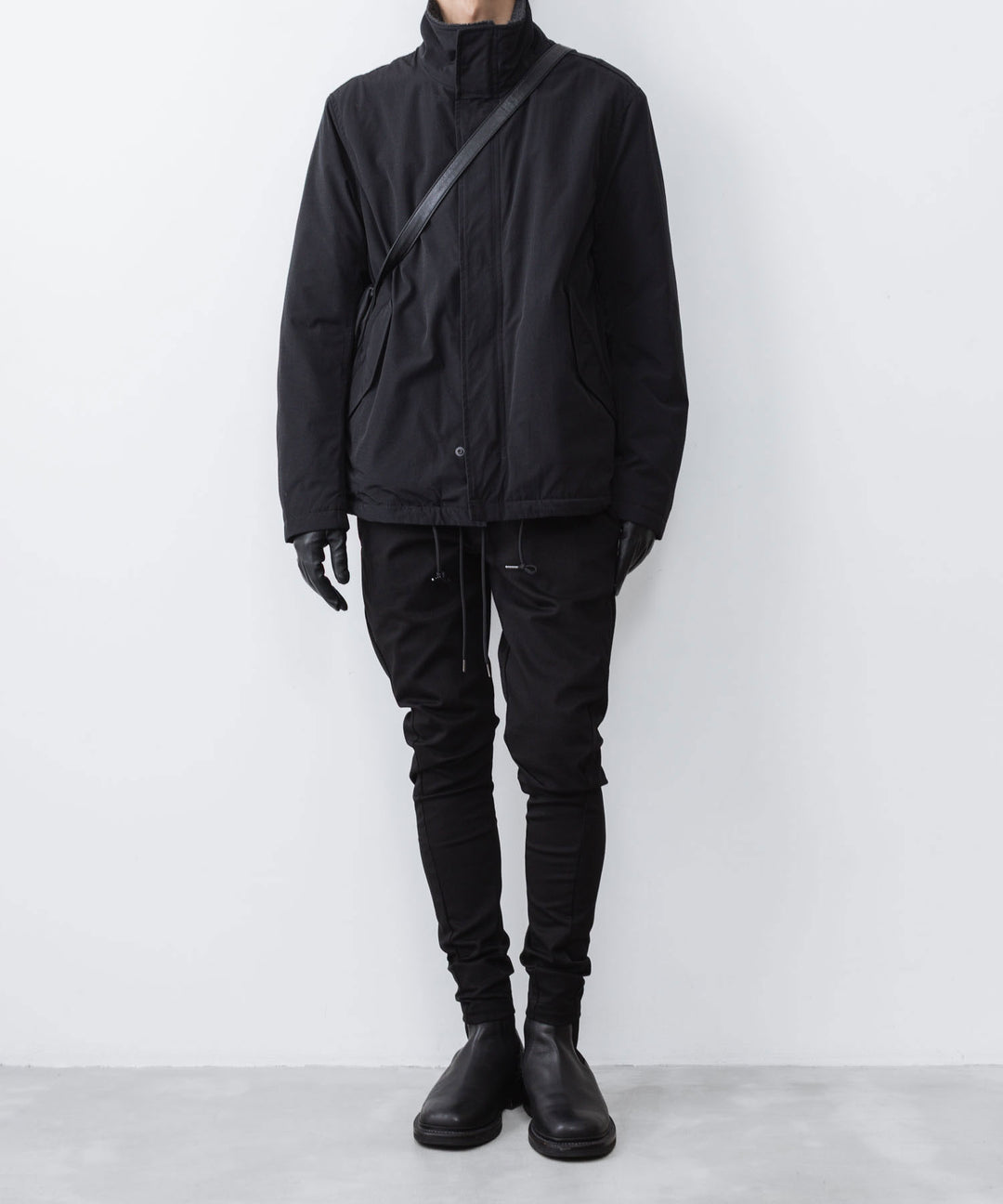 ATTACHMENT / EXCLUSIVE ITEMアタッチメントのRUBBER STRETCH TWILL THREE DIMENSIONAL PANTS - BLACKの公式通販サイトsession福岡セレクトショップ