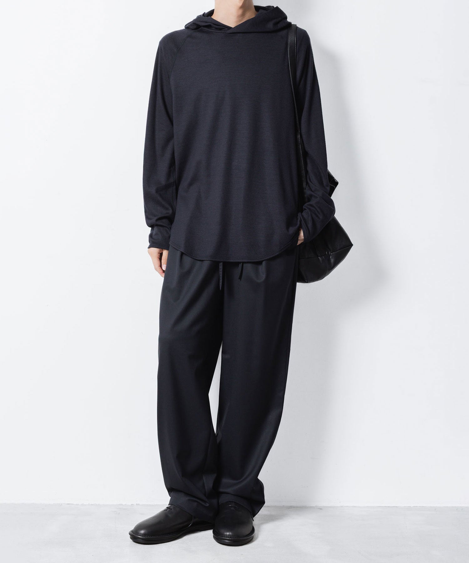 ATTACHMENT アタッチメントの1/60 WOOL SMOOTH HOODED PULLOVER - NAVYの公式通販サイトsession福岡セレクトショップ