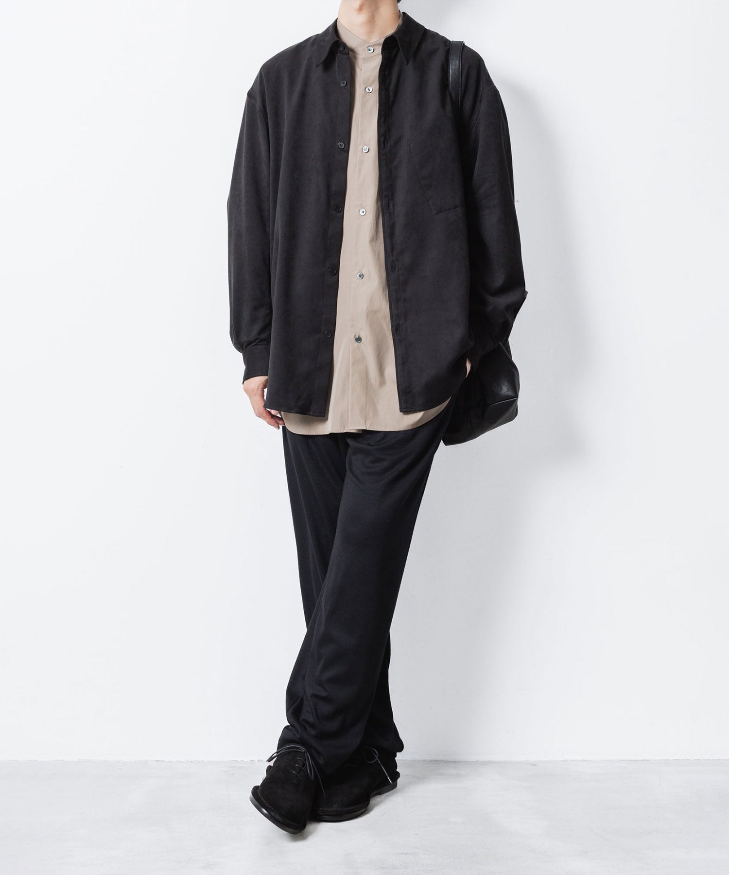 ATTACHMENT アタッチメントの1/60 WOOL SMOOTH SLIM FIT LOUNGE TROUSERS - BLACKの公式通販サイトsession福岡セレクトショップ