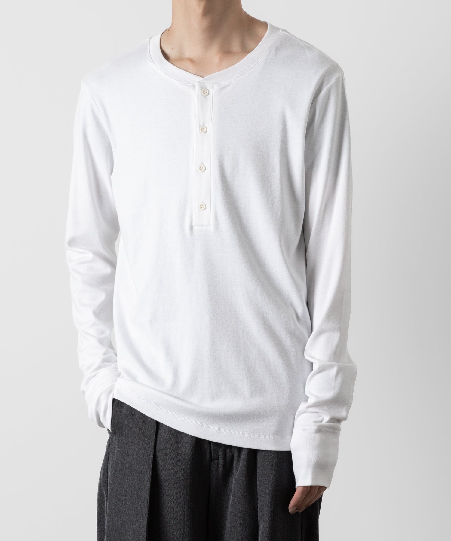 ATTACHMENT アタッチメントのSVIN CO RIB HENLEY NECK L/S TEE - WHITE 公式通販サイトsession福岡セレクトショップ