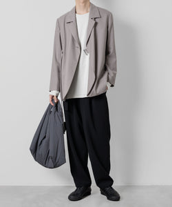 ATTACHMENT(アタッチメント)の23SSコレクションのWO / TA WASHABLE TROPICAL BELTED JACKETのGRAY