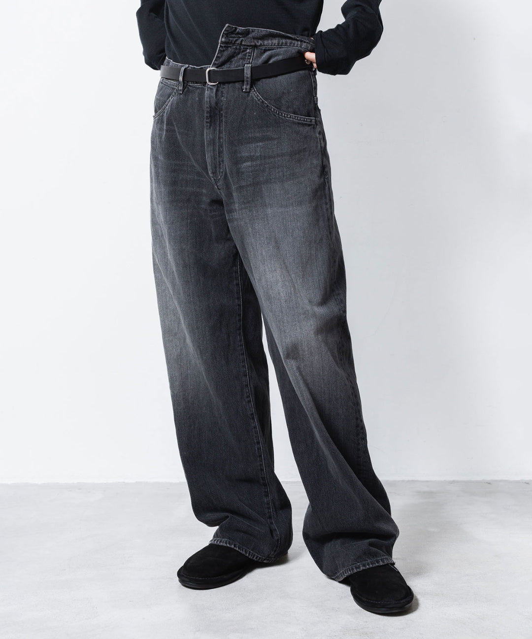 ATTACHMENT アタッチメントの11OZ DENIM FLAP JEANS - BLACKの公式通販サイトsession福岡セレクトショップ