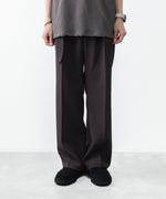 画像をギャラリービューアに読み込む, ATTACHMENT アタッチメントのPE STRETCH DOUBLE CLOTH BELTED STRAIGHT TROUSERS - D.BROWNの公式通販サイトsession福岡セレクトショップ
