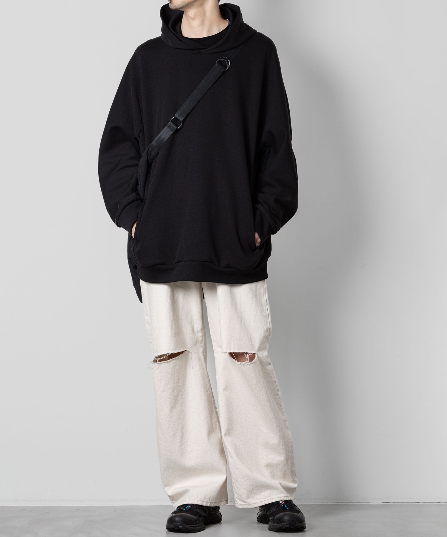 【ATTACHMENT】ATTACHMENT アタッチメントの11oz DENIM WIDE CURVE JEANS - OFF WHITE 公式通販サイトsession福岡セレクトショップ