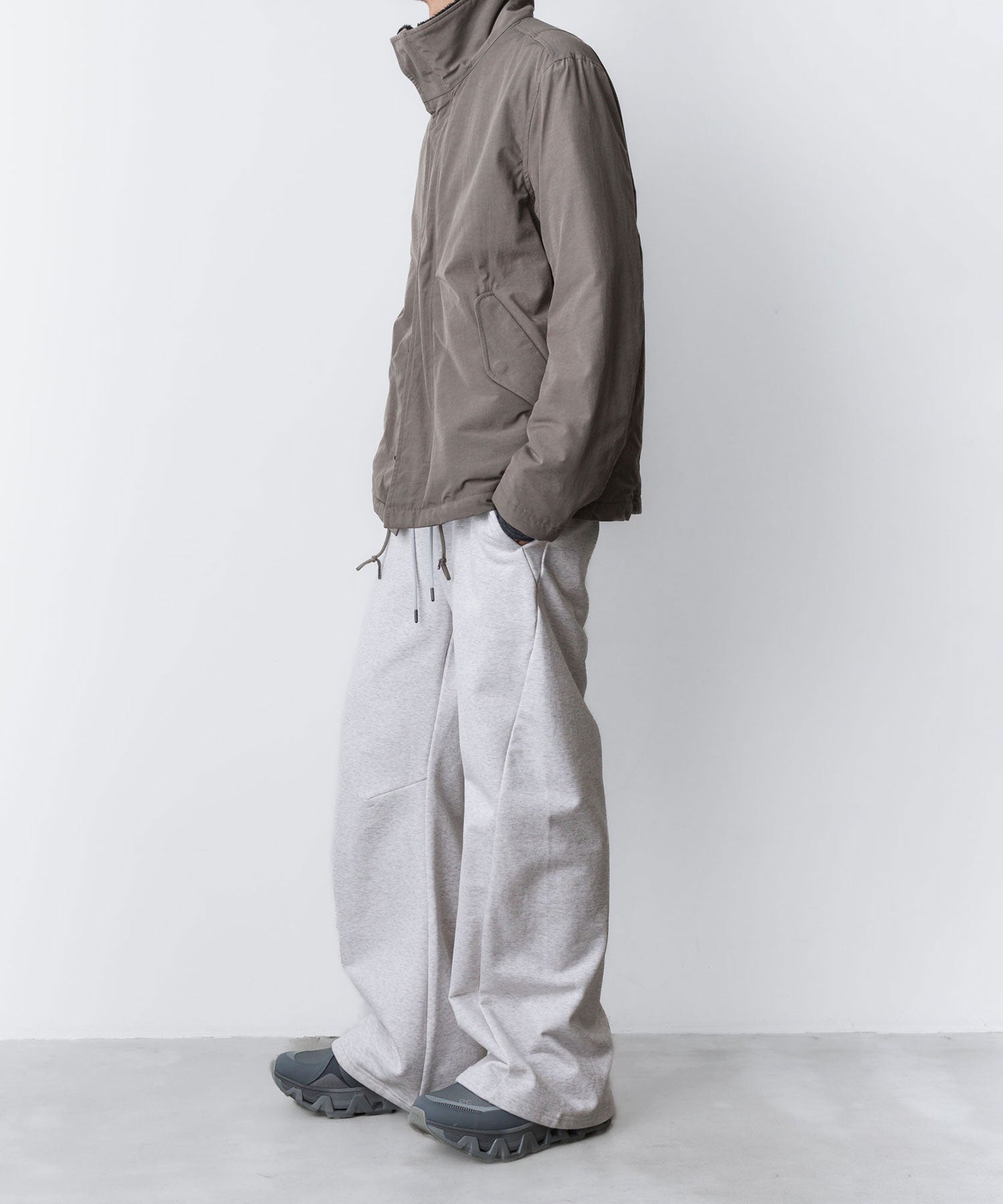 ATTACHMENT アタッチメントのCO STRECH TERRY 3D WIDE TROUSERS - X.GRAYの公式通販サイトsession福岡セレクトショップ