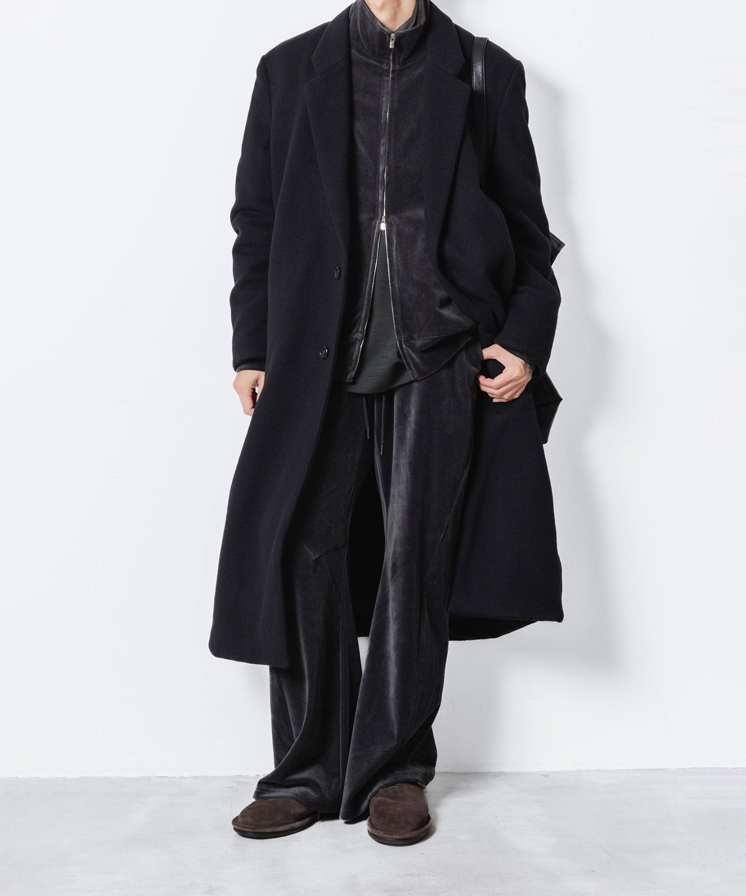 ATTACHMENT アタッチメントのCO/PE VELOR JERSEY 3D TRACK WIDE PANTS - D.GRAYの公式通販サイトsession福岡セレクトショップ