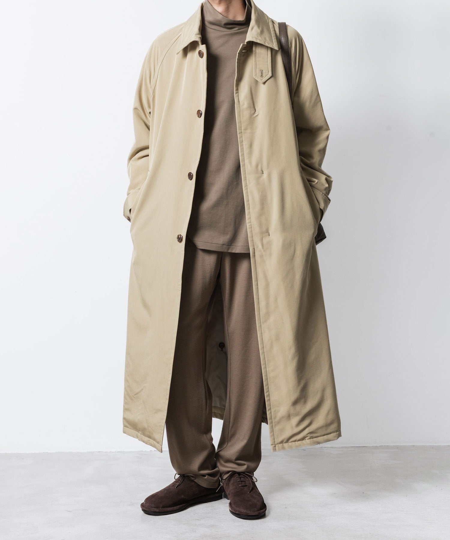 ATTACHMENT アタッチメントのCOTTON DOUBLE FACE SLIM FIT HIGHNECK L/S TEE - CAMELの公式通販サイトsession福岡セレクトショップ