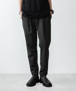 画像をギャラリービューアに読み込む, ATTACHMENT / EXCLUSIVE ITEMアタッチメントのLUCA MATTE TWIST REGULAR FIT EASY TROUSERS - D.KHAKIの公式通販サイトsession福岡セレクトショップ
