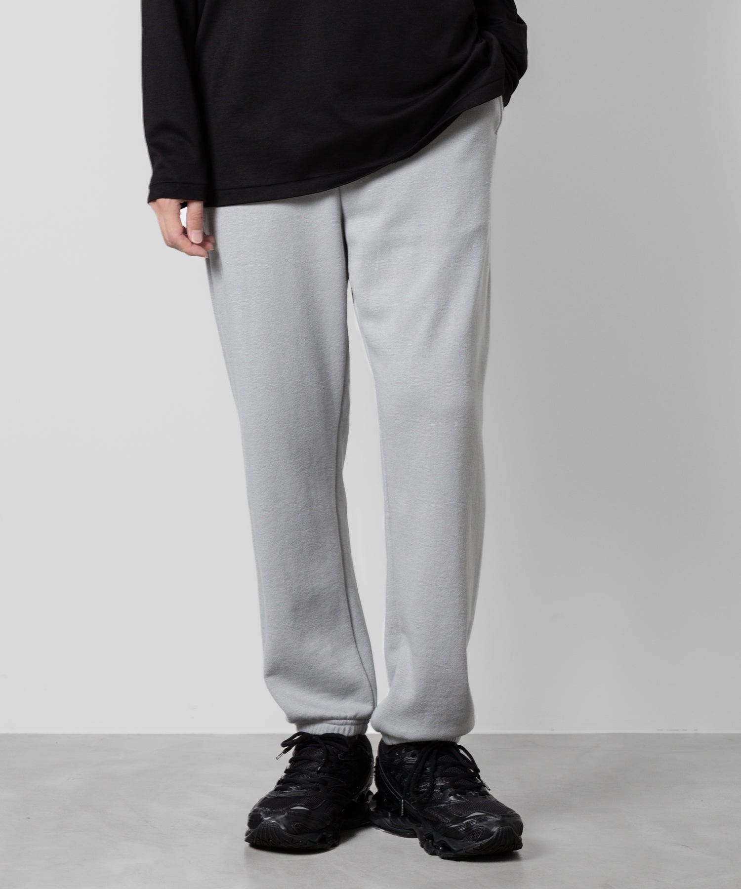 ATTACHMENT アタッチメントのSOFT CLASSIC TERRY SWEAT PANTS - L.BLUEの公式通販サイトsession福岡セレクトショップ