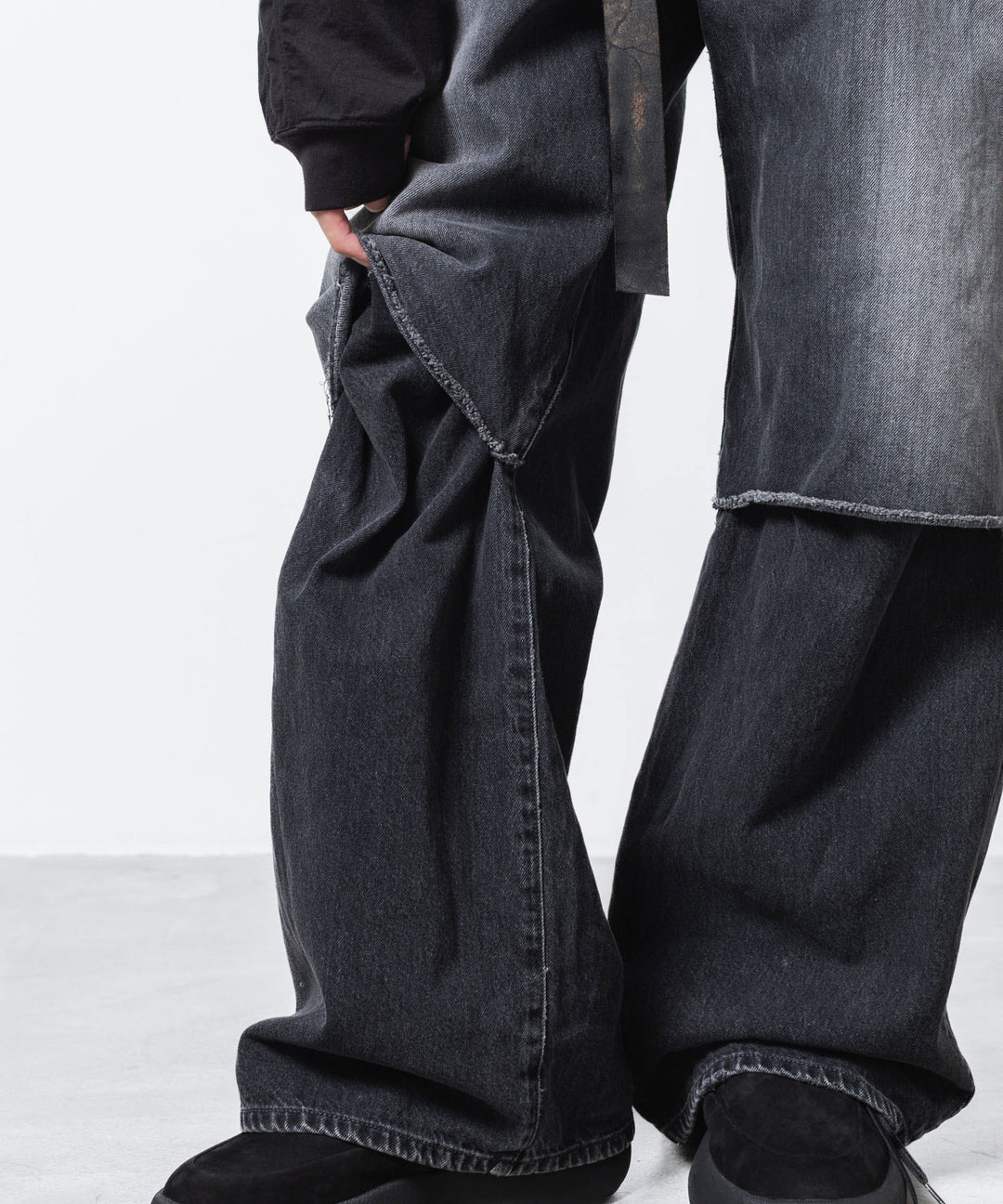 VEIN ヴェインの11OZ DENIM CUT OFF BAGGY TROUSERS - BLACKの公式通販サイトsession福岡セレクトショップ