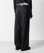 画像をギャラリービューアに読み込む, ATTACHMENT アタッチメントのT/W/SI STRETCH GABARDINE FLAP TROUSERS - BLACKの公式通販サイトsession福岡セレクトショップ
