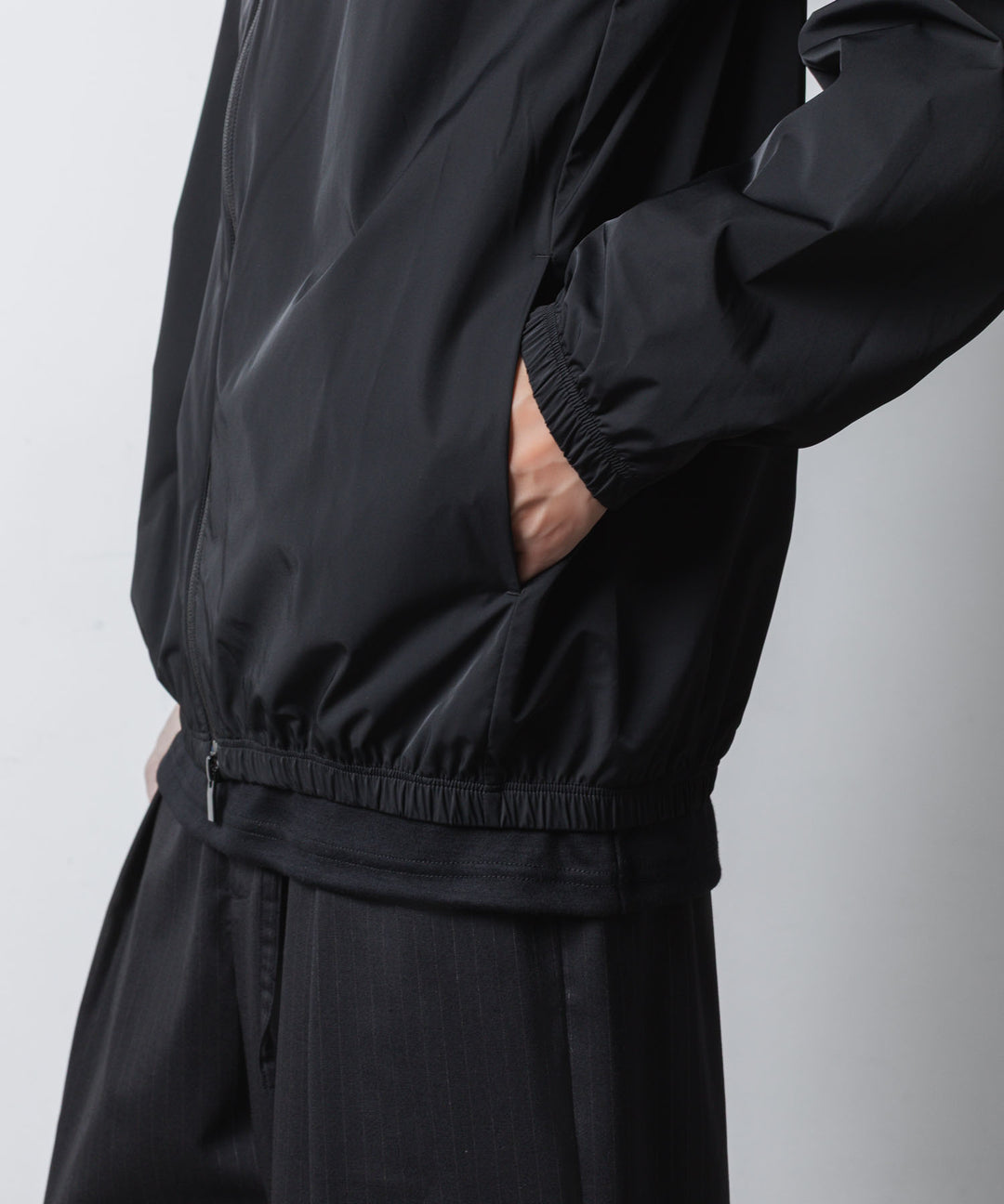 ATTACHMENT アタッチメントのNY 2LAYER STRETCH LIGHT BLOUSON - BLACKの公式通販サイトsession福岡セレクトショップ