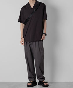 【ATTACHMENT】ATTACHMENT アタッチメントのCO STRETCH TYPEWRITER TAPERED FIT TROUSERS - D.GRAY 公式通販サイトsession福岡セレクトショップ