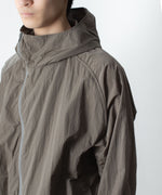 画像をギャラリービューアに読み込む, ATTACHMENT アタッチメントのNY TAFFETA HOODED TRACK JKT - KHAKI GRAYの公式通販サイトsession福岡セレクトショップ
