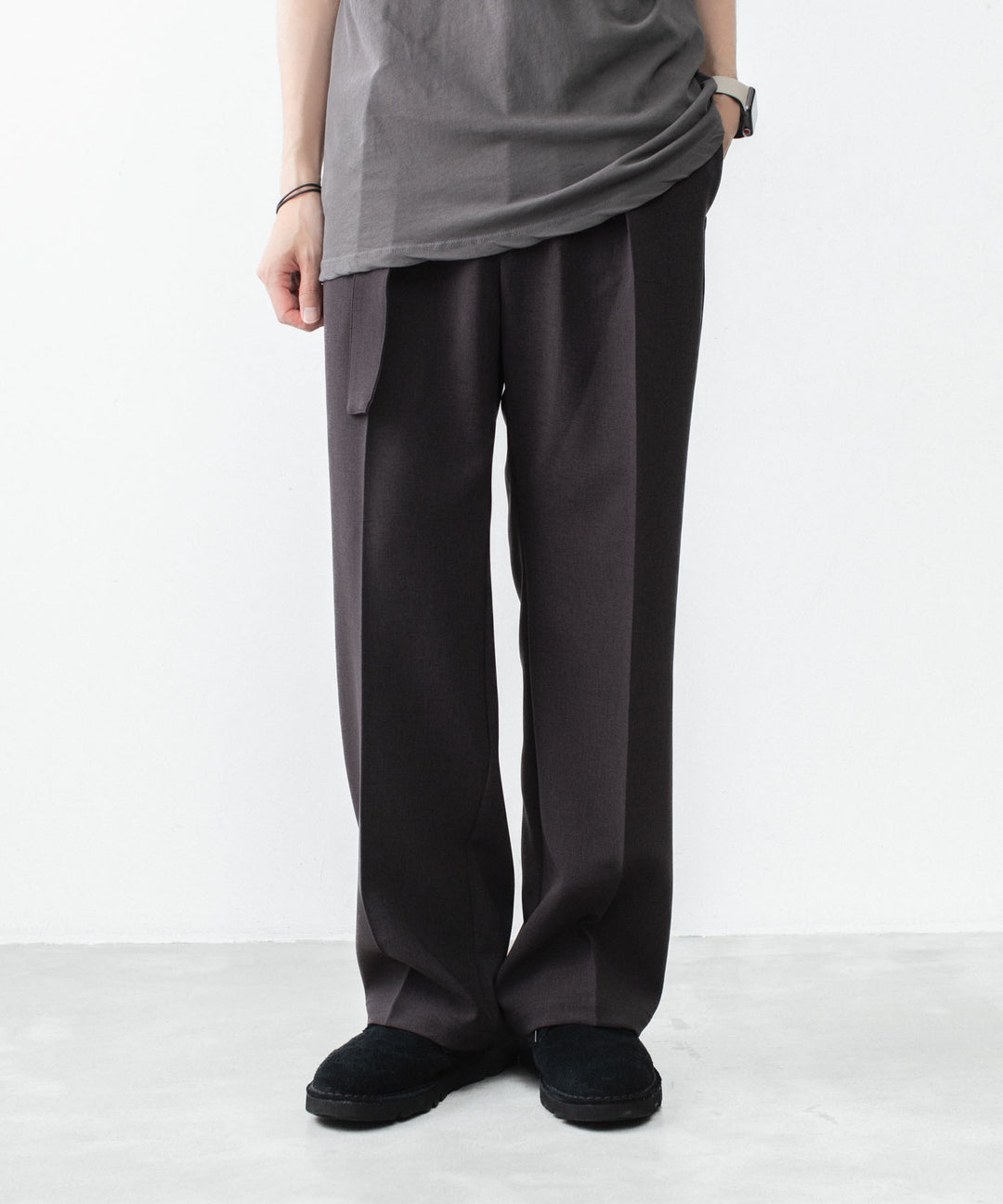 ATTACHMENT アタッチメントのPE STRETCH DOUBLE CLOTH BELTED STRAIGHT TROUSERS - D.BROWNの公式通販サイトsession福岡セレクトショップ