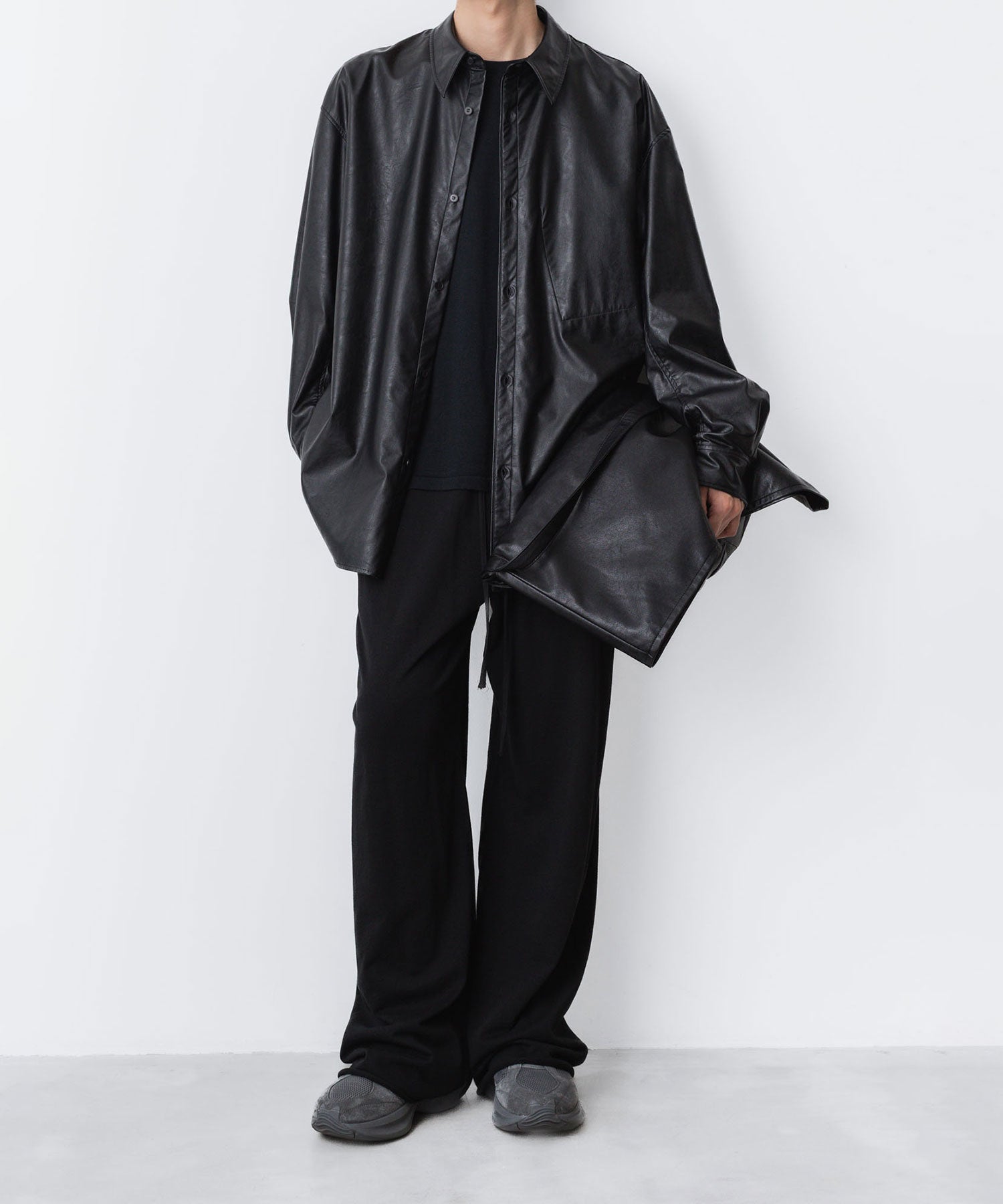 VEIN-ヴェイン SYNTHETIC LEATHER L/S SHIRTのBLACK 公式通販サイトsession福岡セレクトショップ