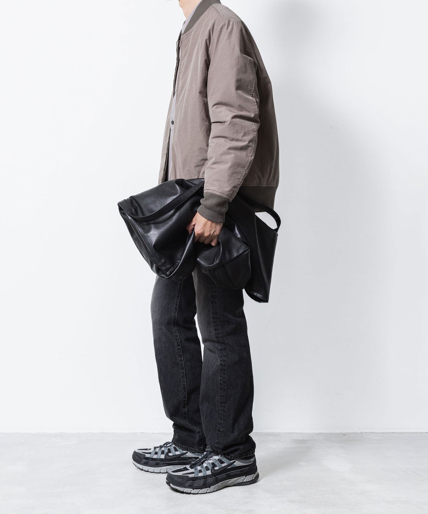 ATTACHMENT アタッチメントの13OZ DENIM STRAIGHT JEANS - BLACKの公式通販サイトsession福岡セレクトショップ